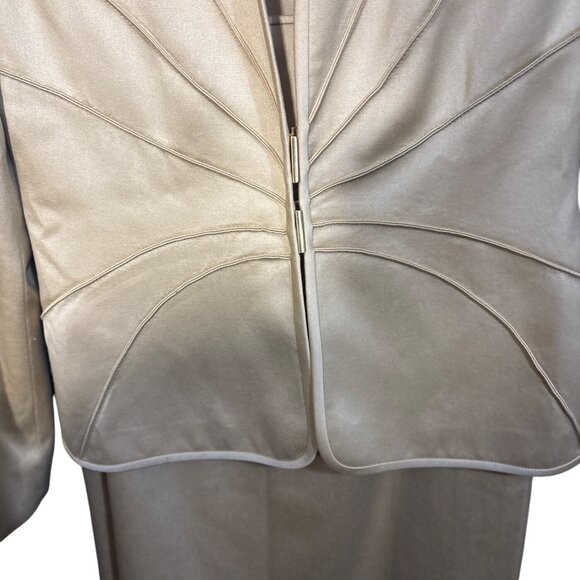 Vintage Carlisle Womens Gold Skirt Suit Set Size 2 Wool & Viscose Blend - Picture 6 of 6